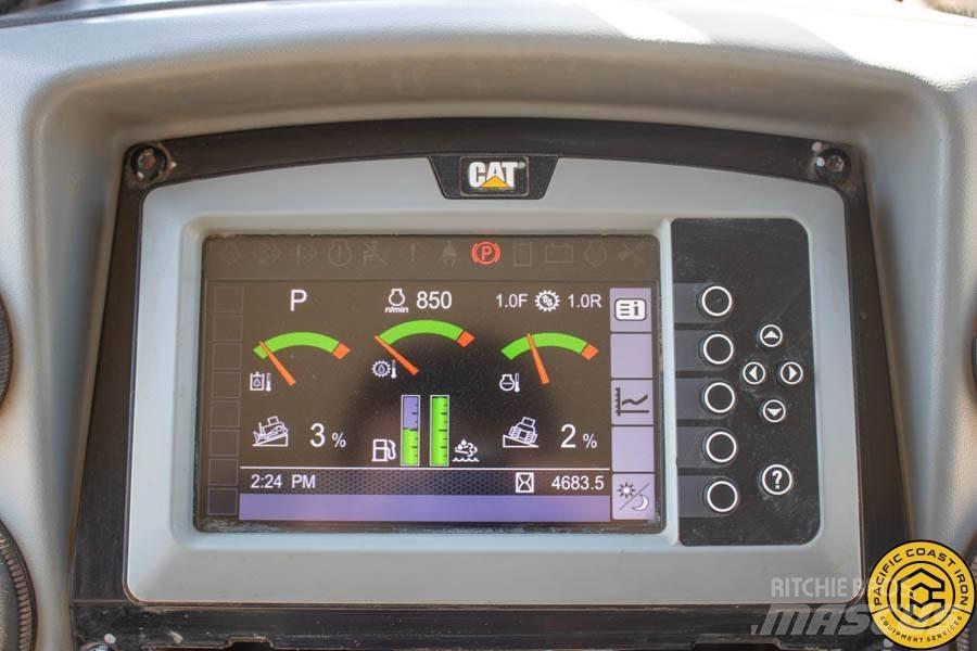 CAT D 6 N LGP ブルドーザー