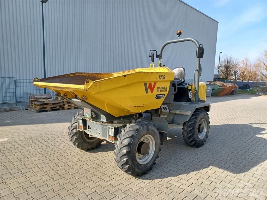 Wacker Neuson DW50 サイト　ダンプ