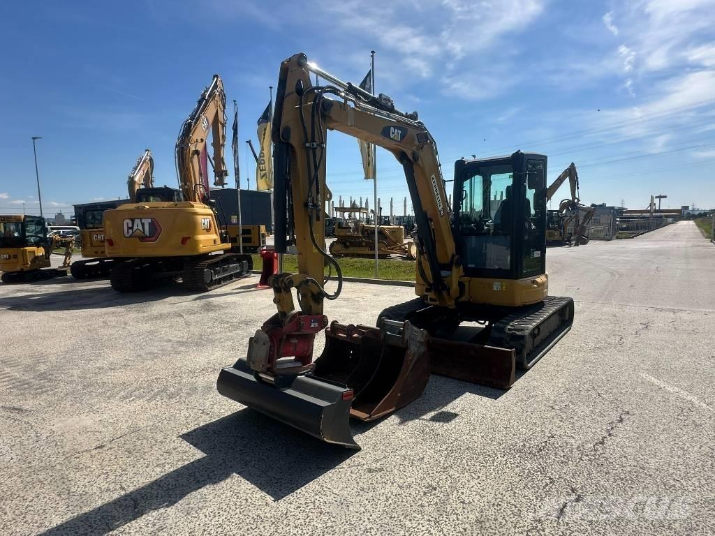 CAT 305 ミニ油圧ショベル 7t以下（ミニユンボ・ミニディガー）