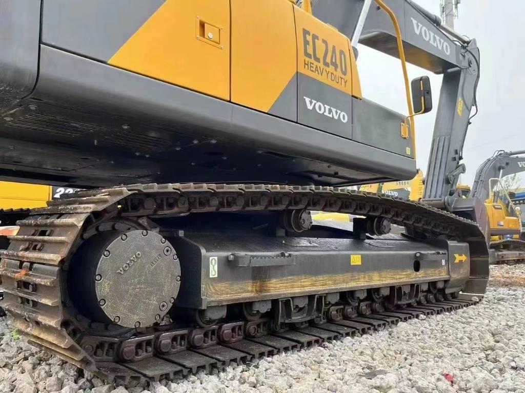 Volvo EC 240 大型油圧ショベル12t以上（パワーショベル・ユンボ）