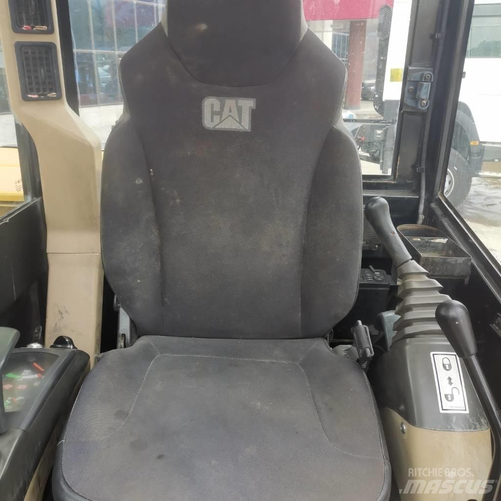 CAT 306 E ミニ油圧ショベル 7t以下（ミニユンボ・ミニディガー）