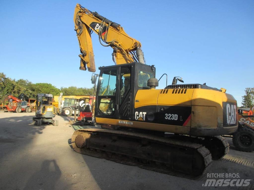 CAT 323 D L 大型油圧ショベル12t以上（パワーショベル・ユンボ）