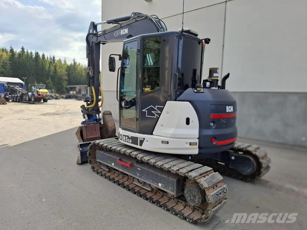 ECM 85 SB 中型油圧ショベル 7ｔ-12ｔ（ユンボ・パワーショベル・バックホー）