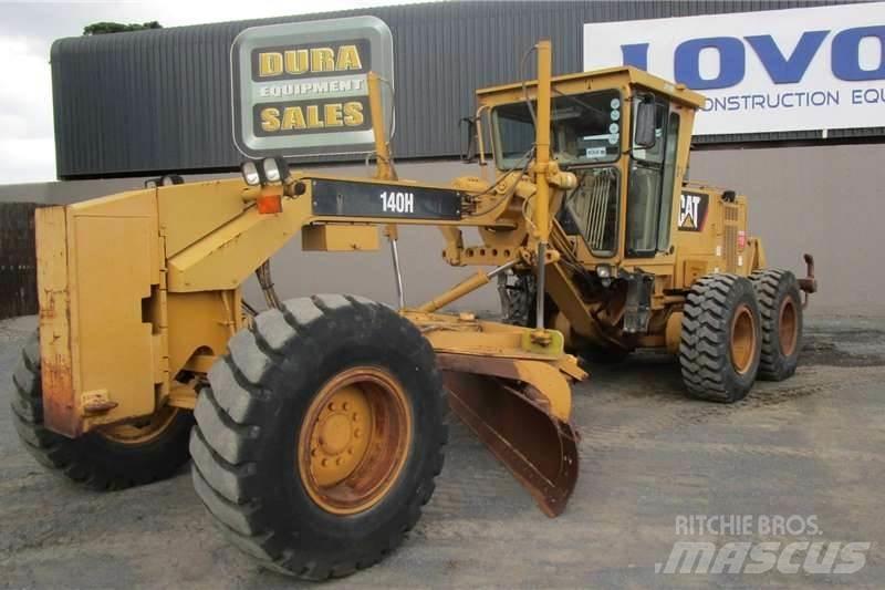 CAT 140H モーターグレーダー