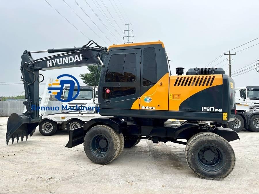 Hyundai 150W-9 ホイール式油圧ショベル（パワーショベル・ユンボ・バックホー）