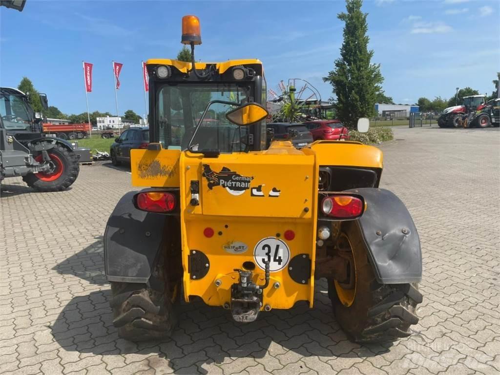 JCB 525.60 テレスコーピックハンドラー