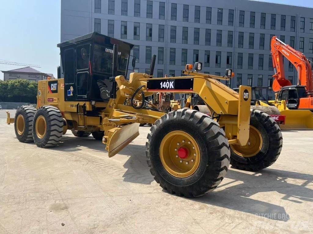 CAT 140 K モーターグレーダー