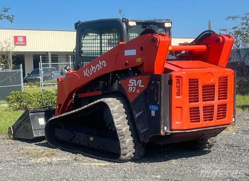 Kubota SVL 97-2 スキッドステアローダー