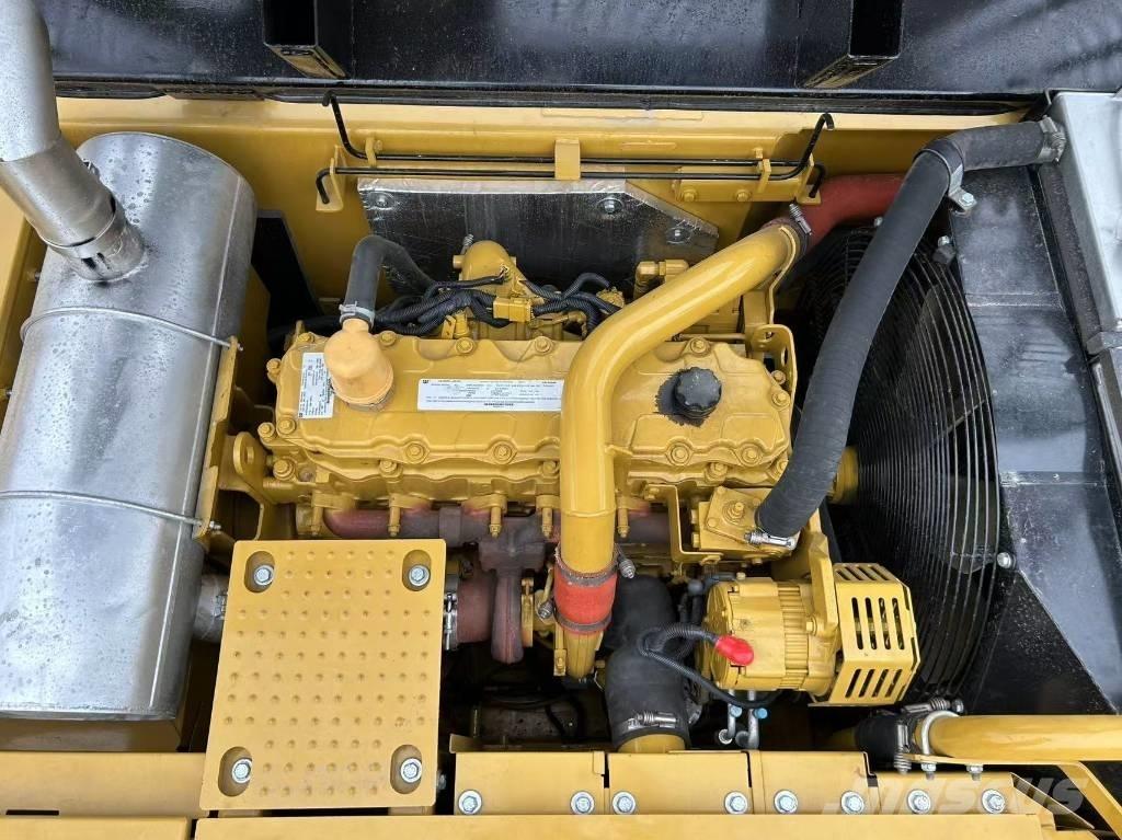 CAT 329 D 大型油圧ショベル12t以上（パワーショベル・ユンボ）
