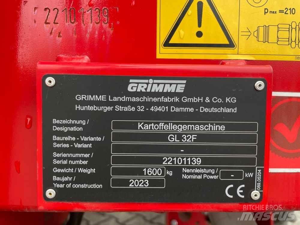 Grimme GL 32 F ジャガイモ播種機