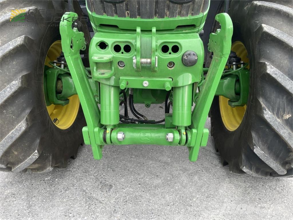 John Deere 6250R トラクター