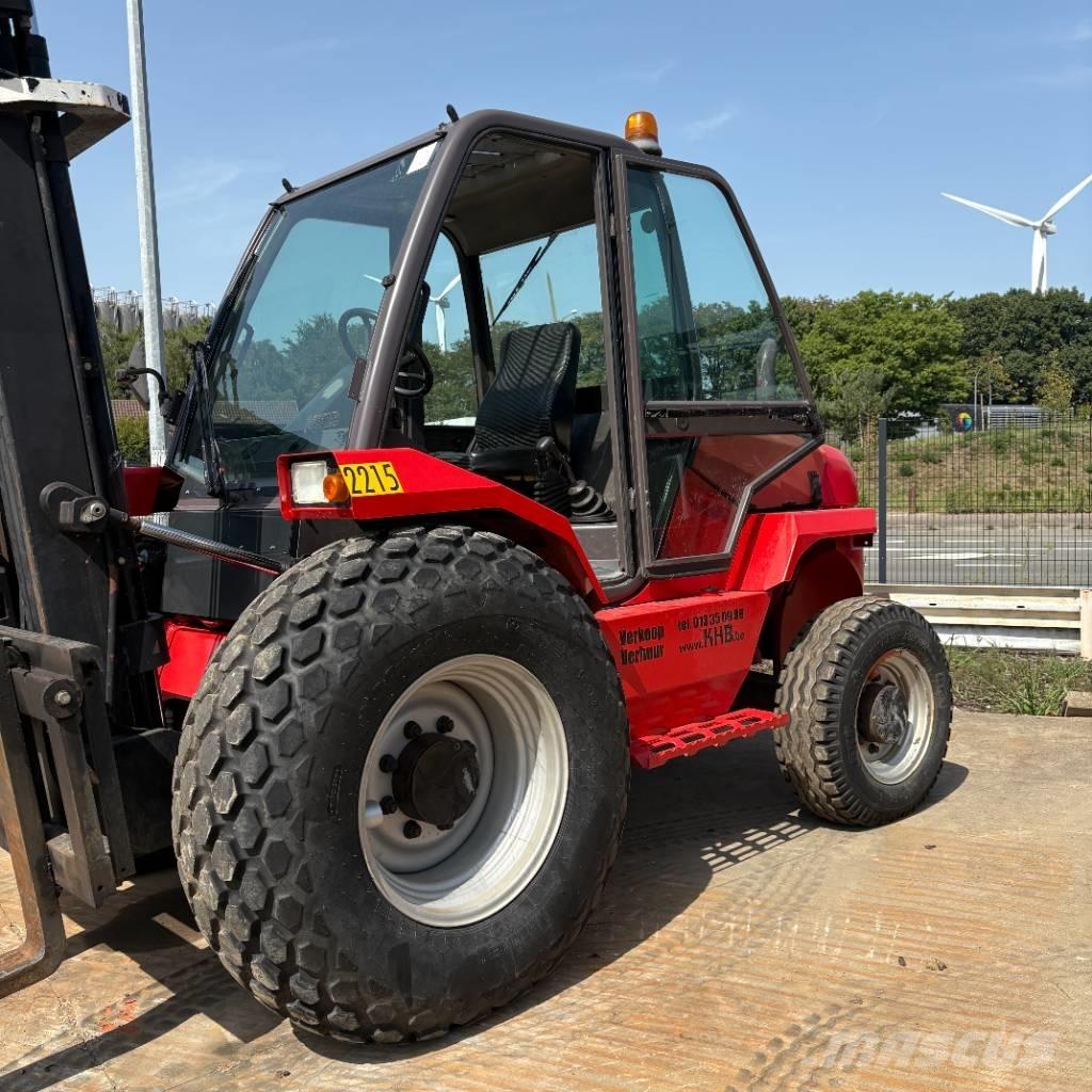 Manitou M 30.4 ラフターテレントラック