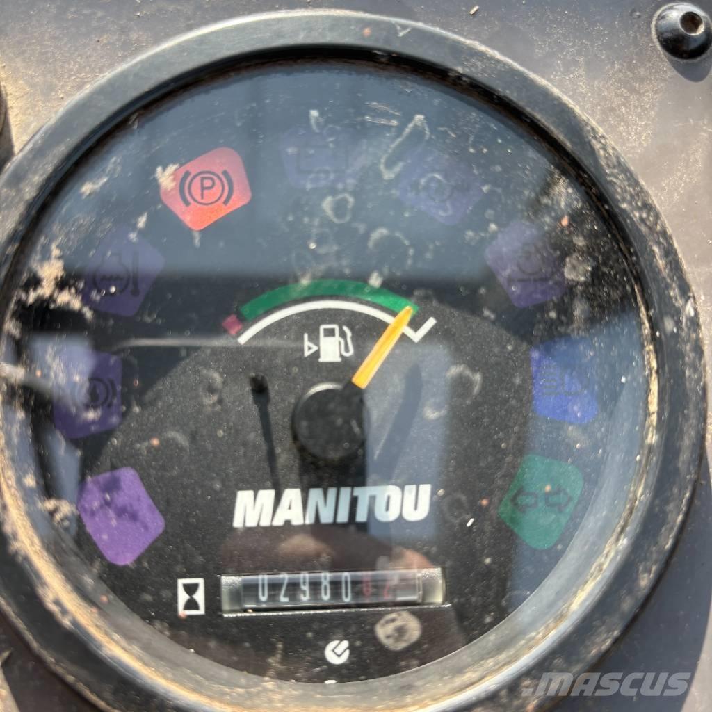 Manitou M 30.4 ラフターテレントラック