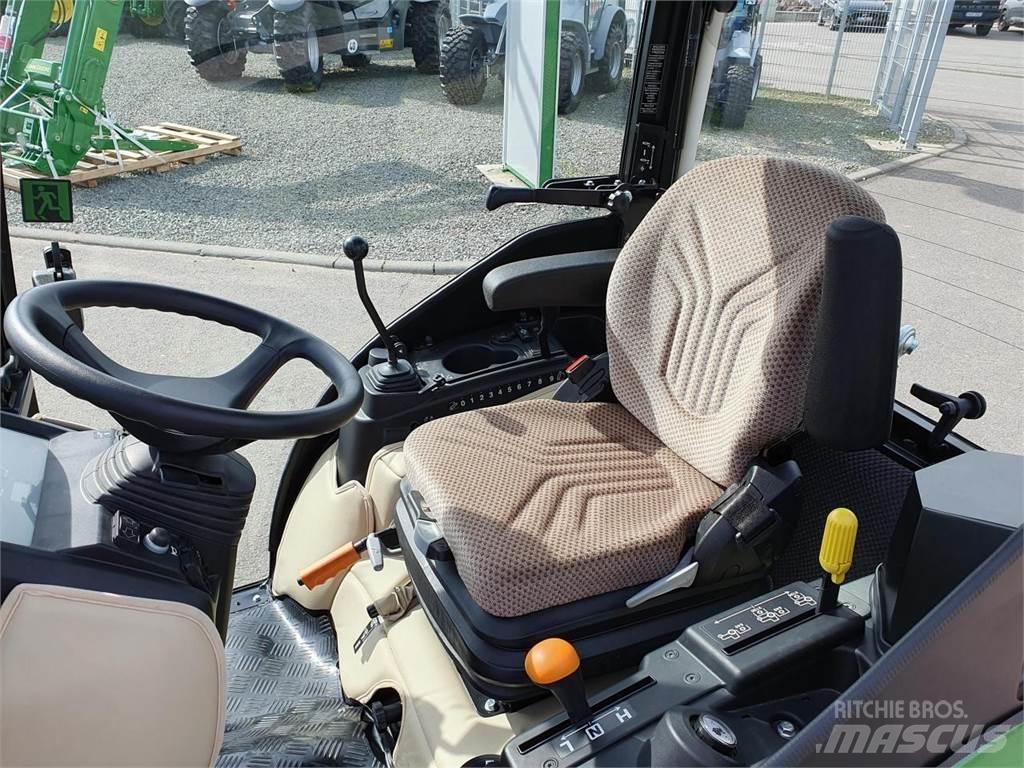 John Deere 2026R コンパクトトラクター