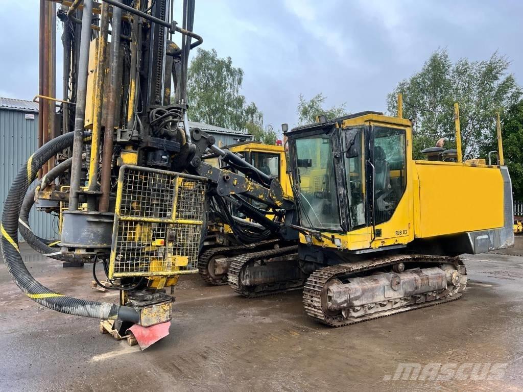 Atlas Copco ROC L6 サーフェイスドリルリグ
