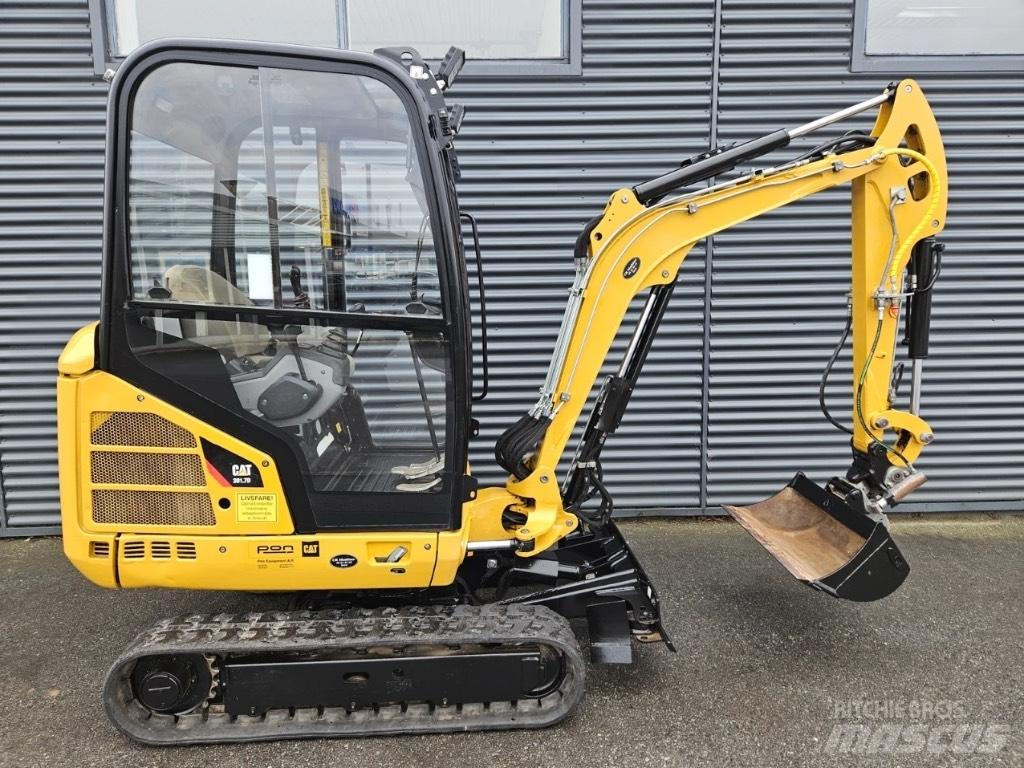 CAT 301.7 D ミニ油圧ショベル 7t以下（ミニユンボ・ミニディガー）