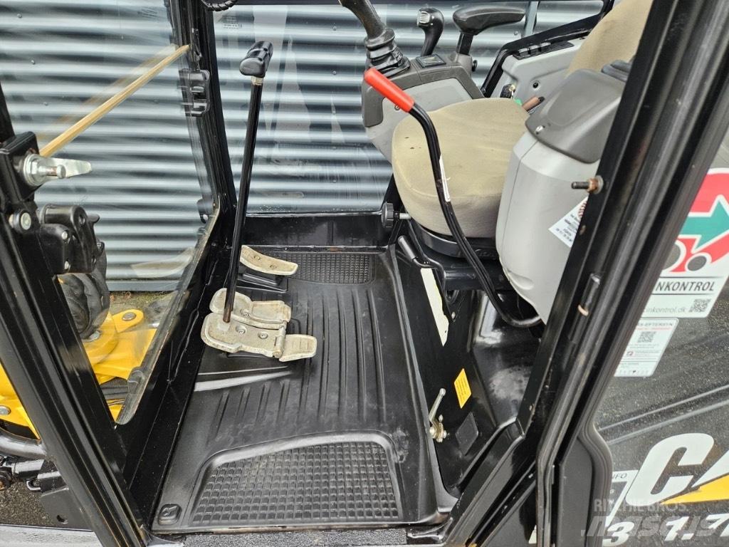 CAT 301.7 D ミニ油圧ショベル 7t以下（ミニユンボ・ミニディガー）