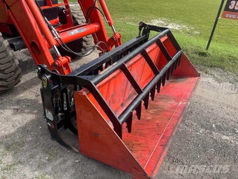 Kubota M 5660 SU トラクター