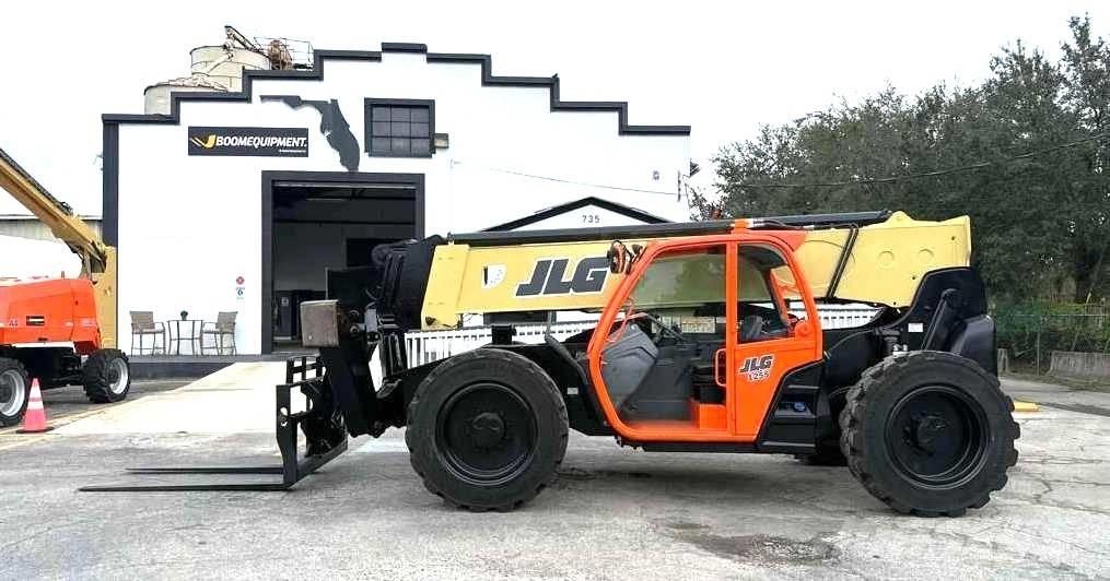 JLG 1255 テレスコーピックハンドラー