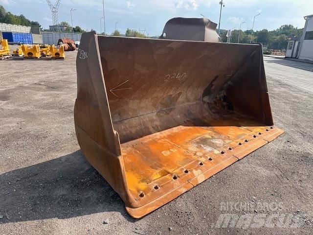 Volvo L 220 E BUCKET バケット