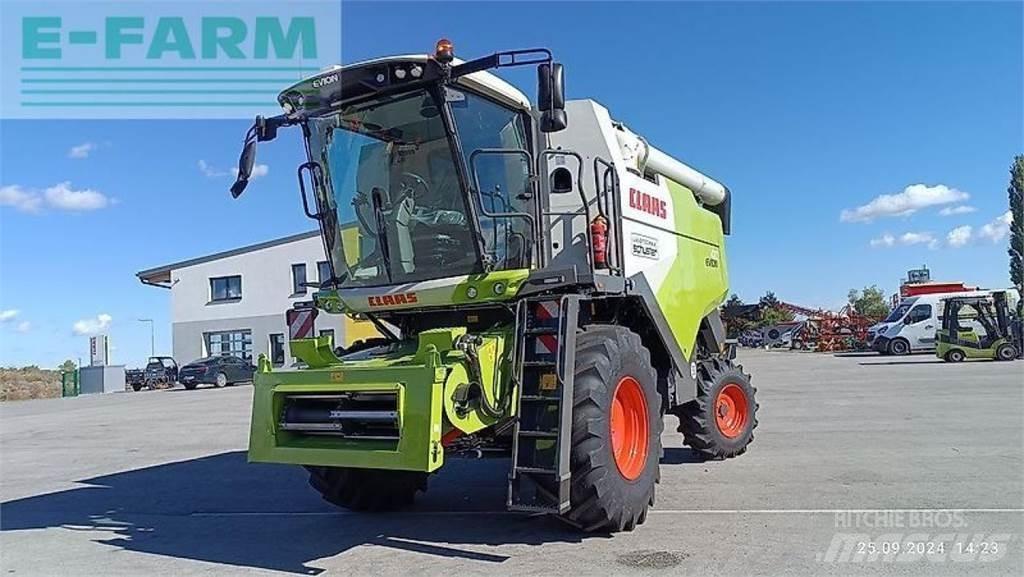 CLAAS evion 410 コンバイン