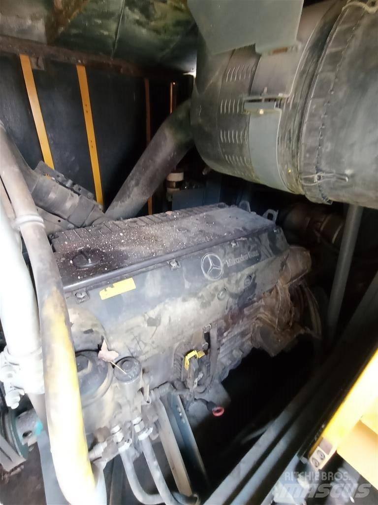 Atlas Copco XAS 426 コンプレッサー
