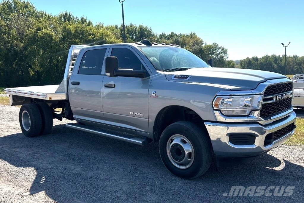 RAM 3500 TRADESMAN 平ボディー