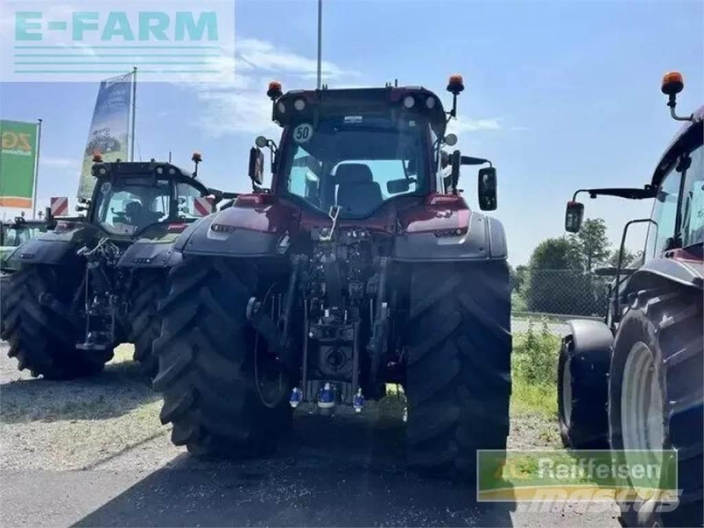 Valtra q305 トラクター