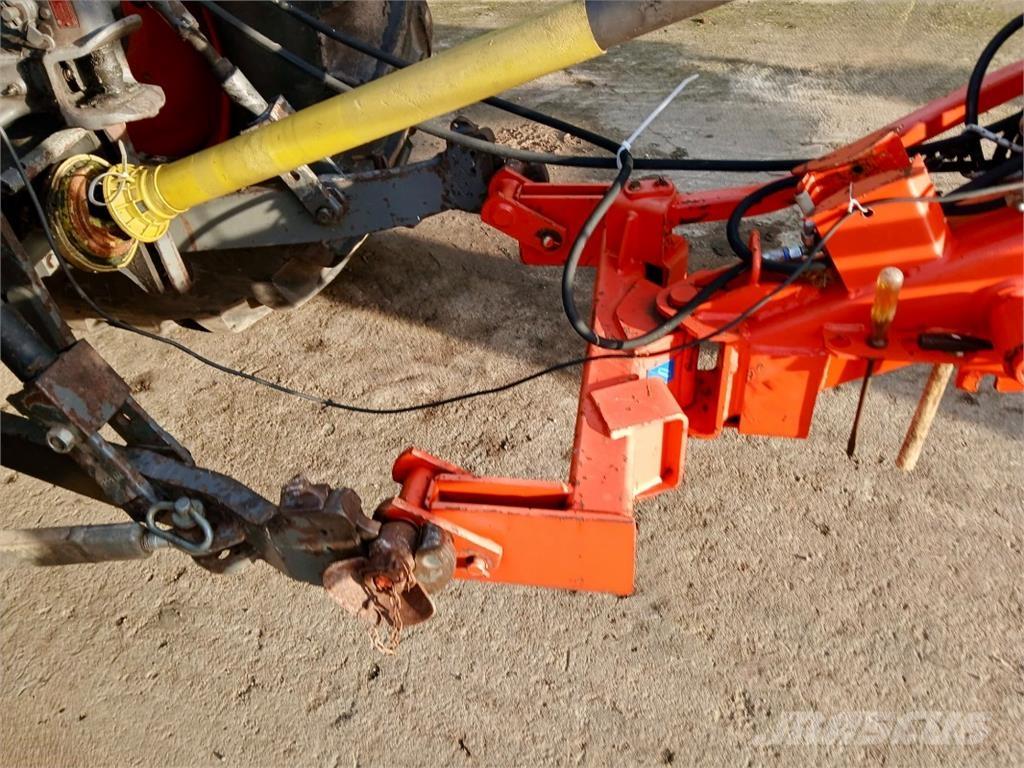 Kuhn GA 6501 スワーサー・ウインドローア