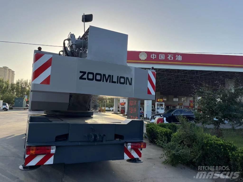 Zoomlion QY25V オールテレーンクレーン