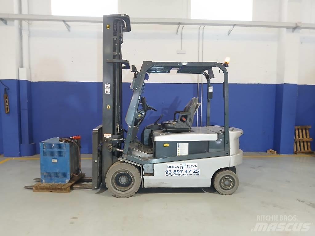 Nissan GQ02 L 30 CU バッテリーフォークリフト