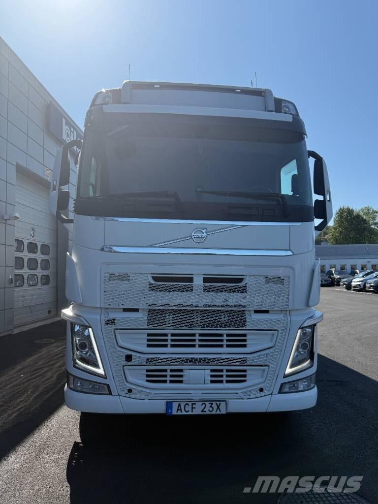 Volvo FH 540 6x2 ボックスボディー、ウイング、箱車