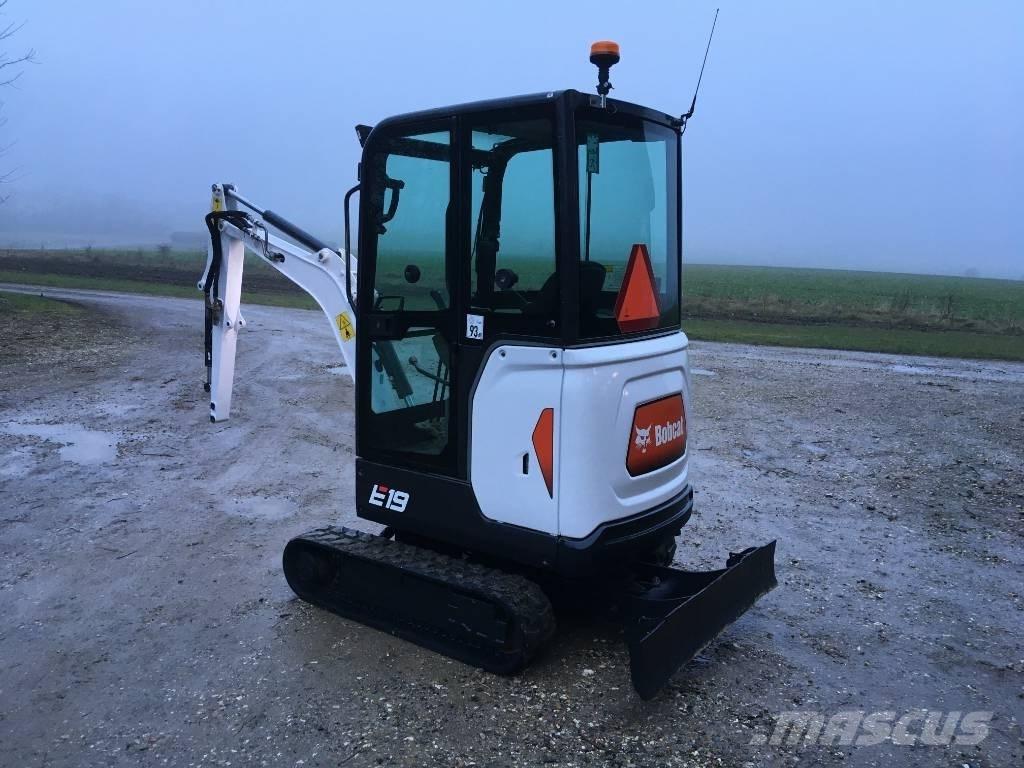 Bobcat E 19 ミニ油圧ショベル 7t以下（ミニユンボ・ミニディガー）