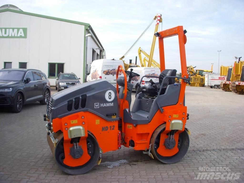 Hamm HD 12 VV タンデムローラ