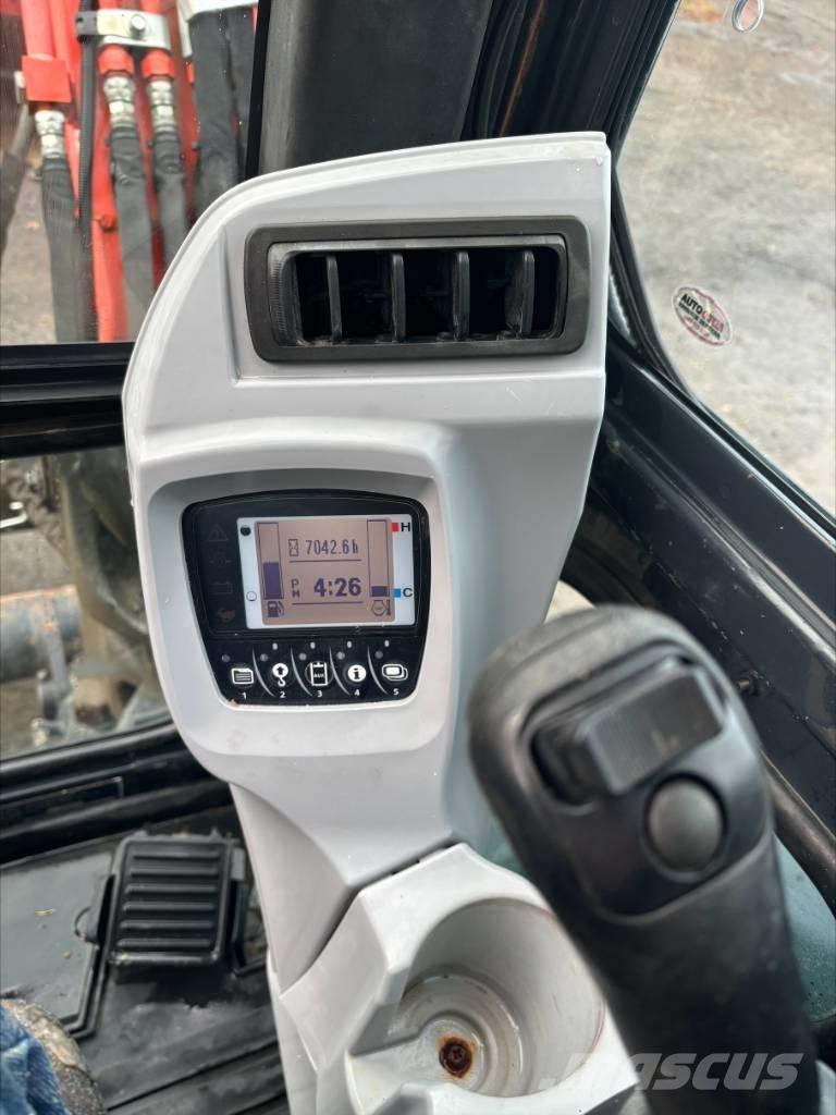 Kubota KX 057-4 ミニ油圧ショベル 7t以下（ミニユンボ・ミニディガー）