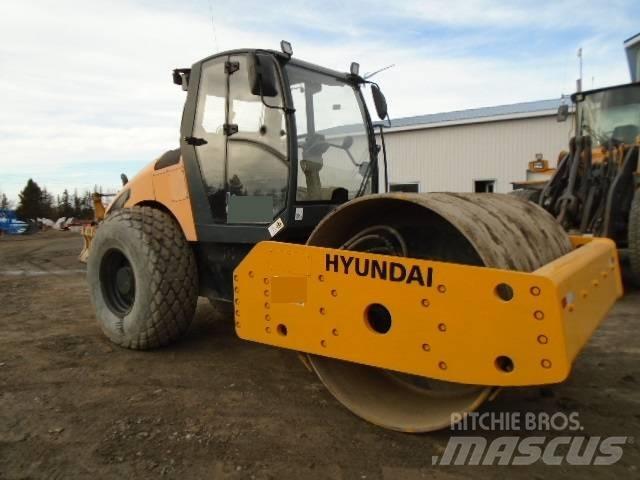 Hyundai HR 120 C-9 振動ローラ