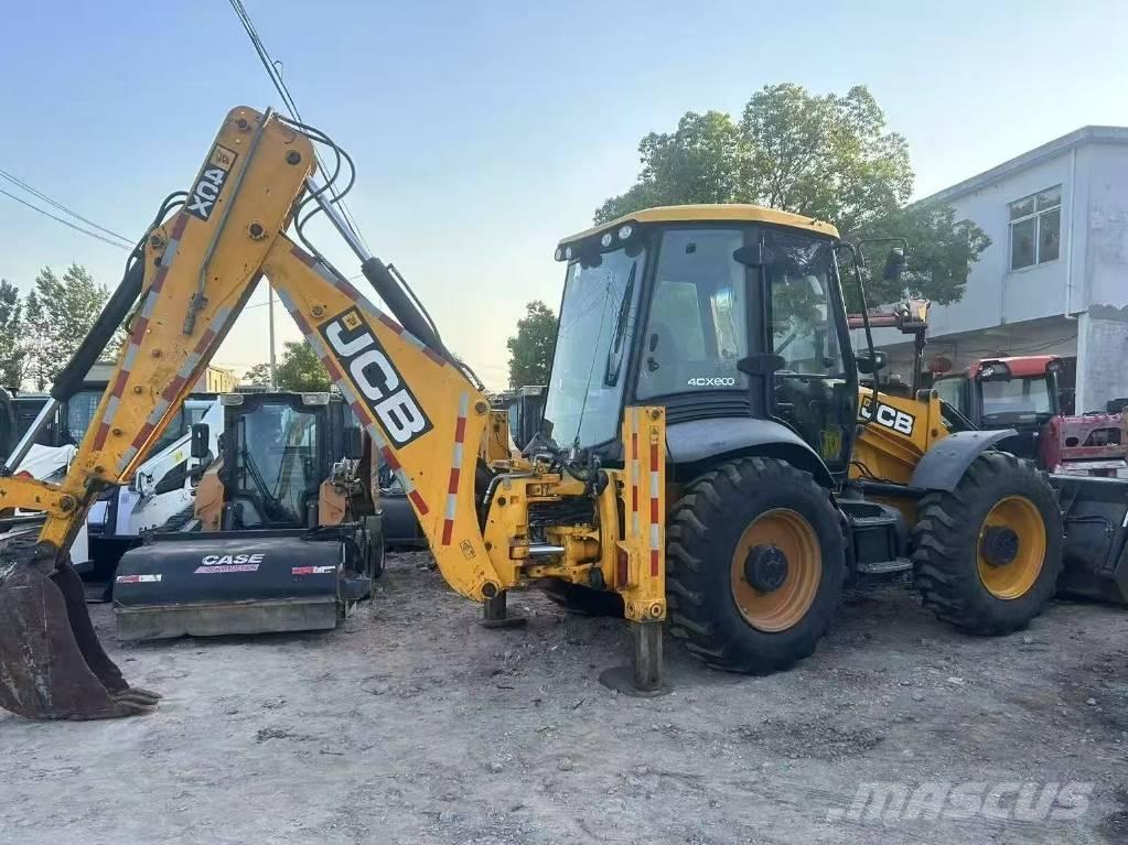 JCB 4CX バックホーローダー
