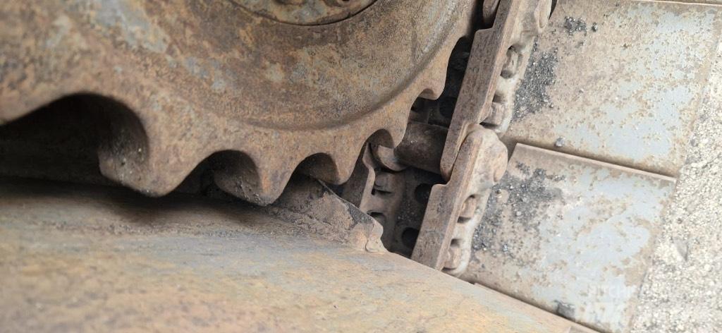 Sandvik QA 450 自走式スクリーン