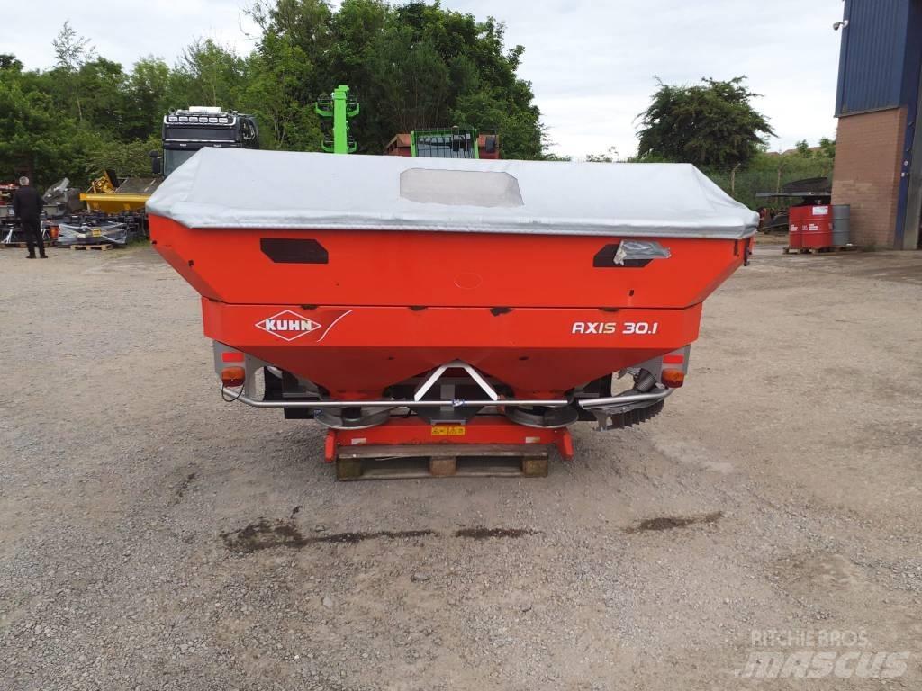 Kuhn Axis 30.1Q ミネラル散布機