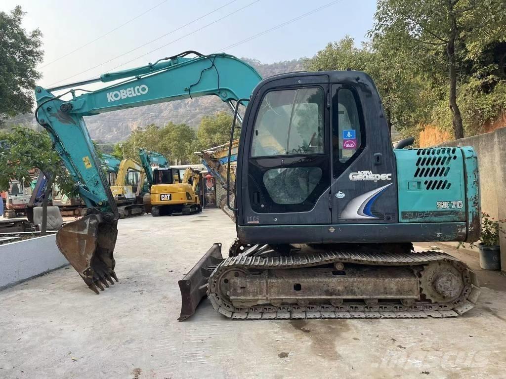 Kobelco SK 75 大型油圧ショベル12t以上（パワーショベル・ユンボ）