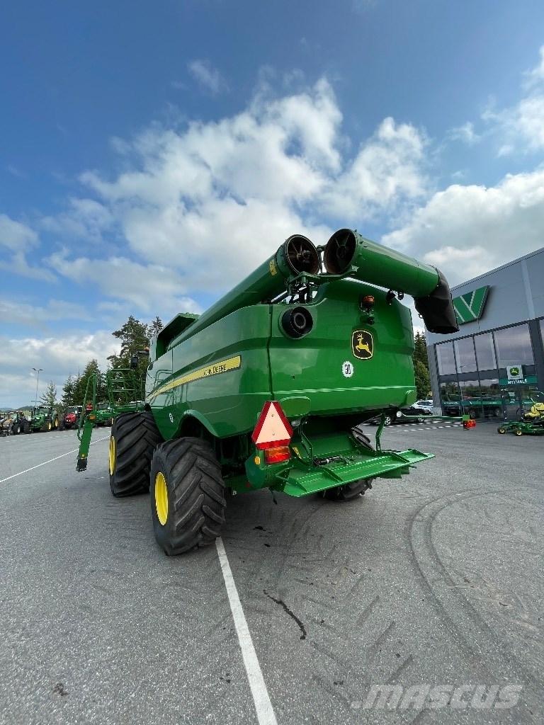 John Deere S760i コンバイン
