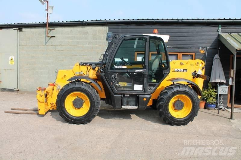 JCB 535-95 テレスコーピックハンドラー