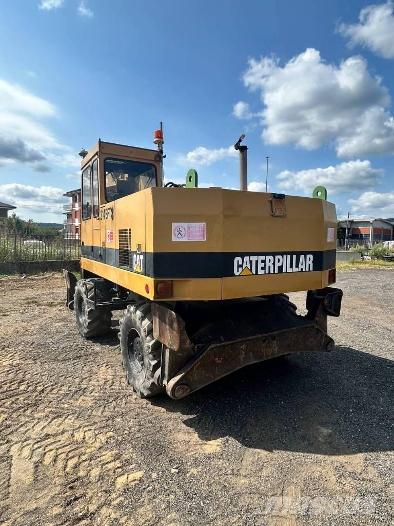 CAT 214 ホイール式油圧ショベル（パワーショベル・ユンボ・バックホー）