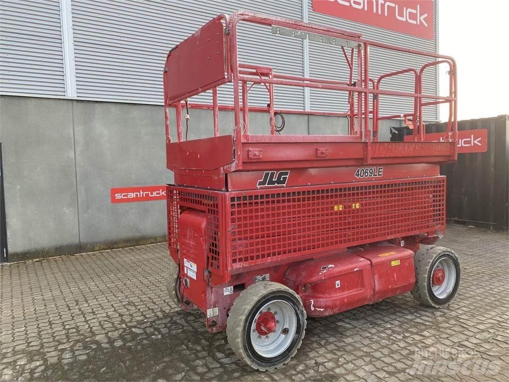 JLG 4069ERT シザースリフト