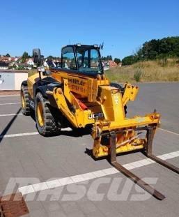 JCB 540-140 テレスコーピックハンドラー