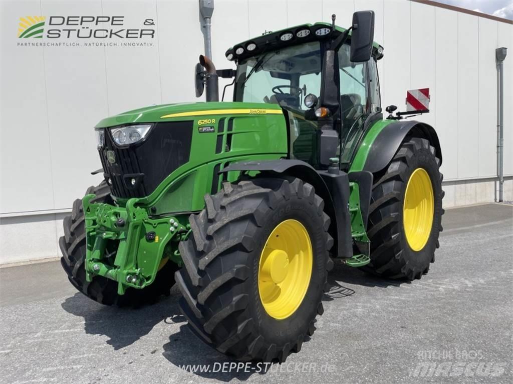John Deere 6250R トラクター