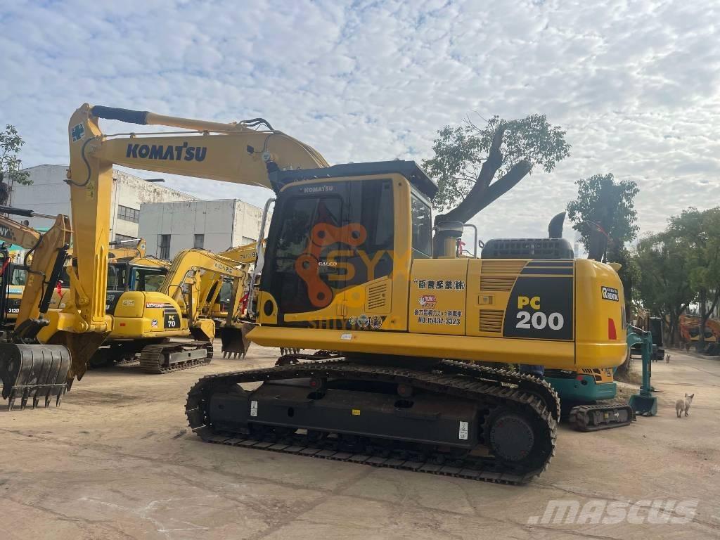 Komatsu PC 200-8 大型油圧ショベル12t以上（パワーショベル・ユンボ）