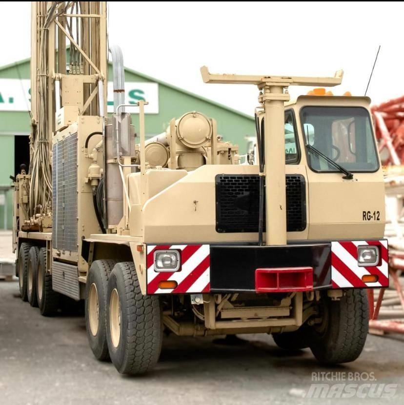 Atlas Copco RD20 III 自走式掘削トラック