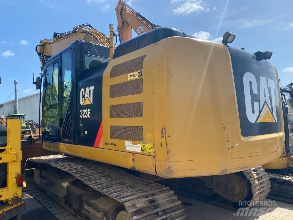 CAT 323 EL 大型油圧ショベル12t以上（パワーショベル・ユンボ）