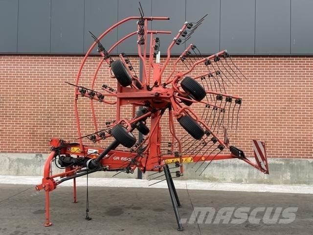 Kuhn GA6501P ウィンドローア/レーキ